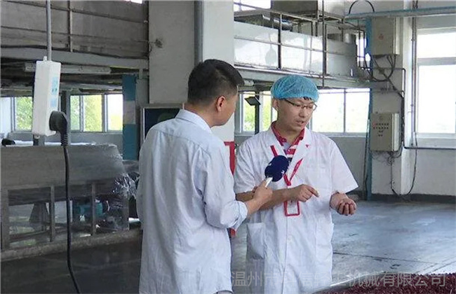 科信定制 全自動 不銹鋼 時產(chǎn)5600瓶菠蘿汁飲料生產(chǎn)線設備